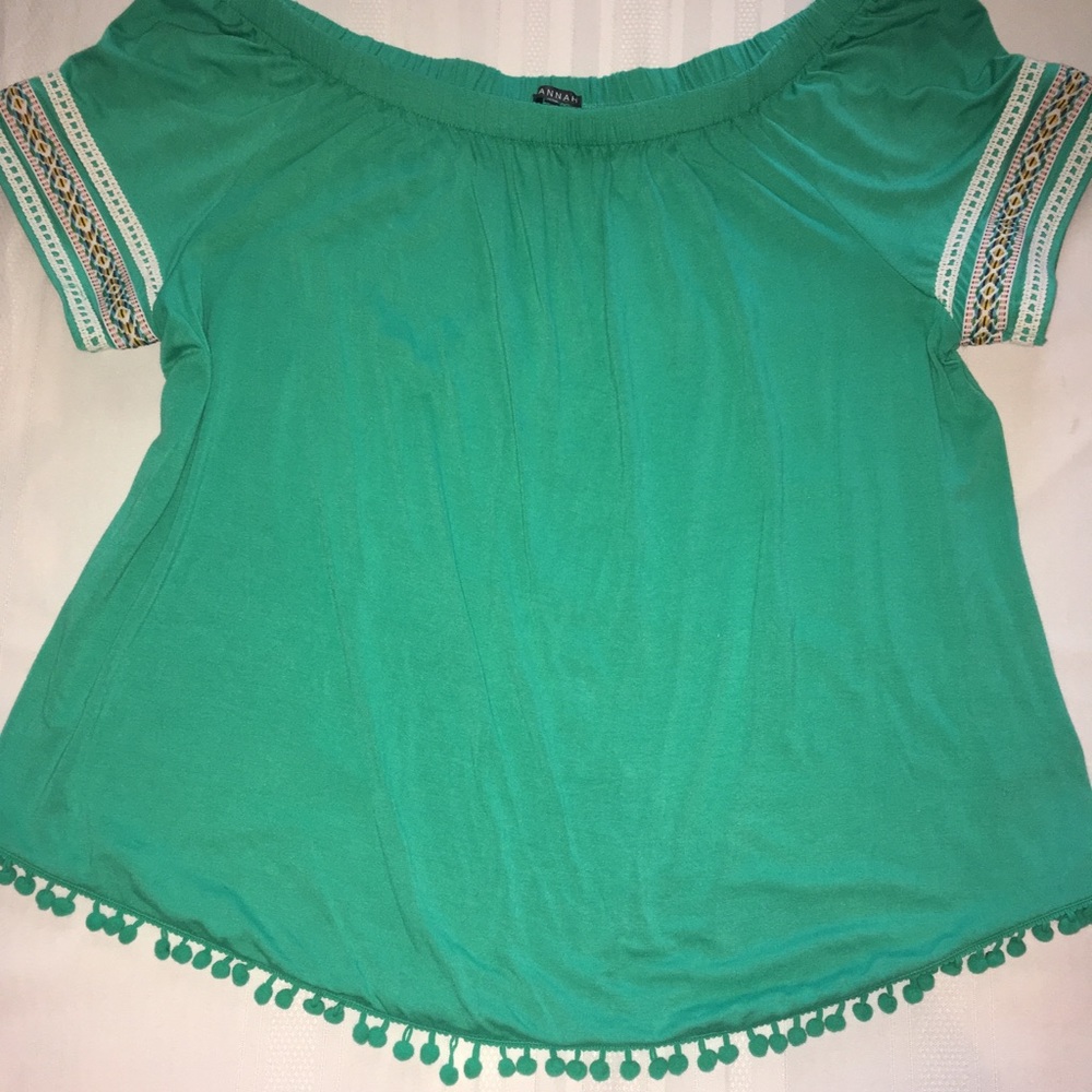 Women’s off shoulder top